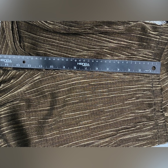 Anthropologie Vanessa Virginia Pont Neuf Gold Metallic Jumpsuit Size XS Formal - Picture 16 of 16